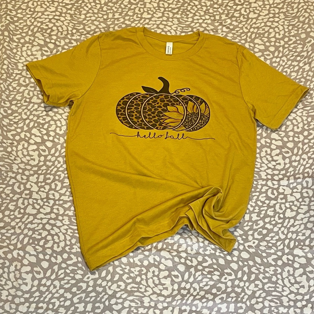 Hello fall tee